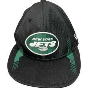 New Era's NFL New York Jets Fitted Size 7-1/4 Football Cap